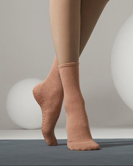 Women's Macaron Crew Grip Socks - Rosy Tea