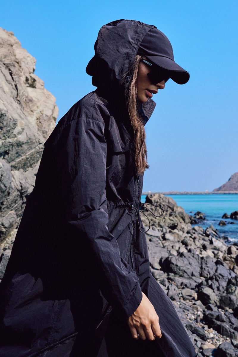 Wadi Trail Sunscreen Long Coat - Black