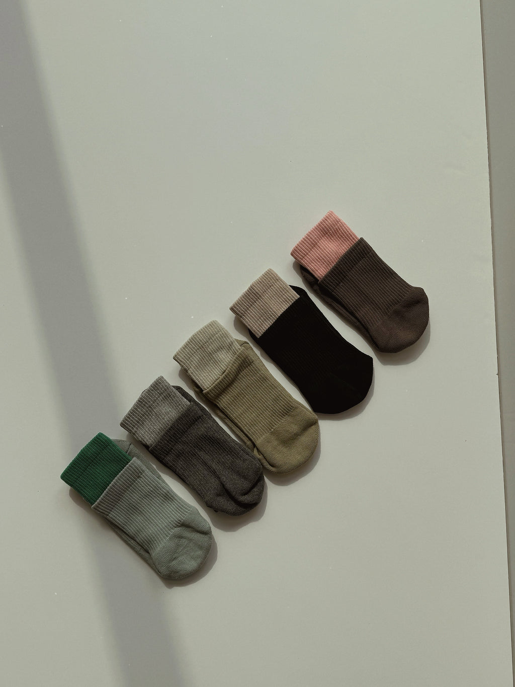 Women's Layered Grip Socks for Pilates & Yoga - Charcoal Sand