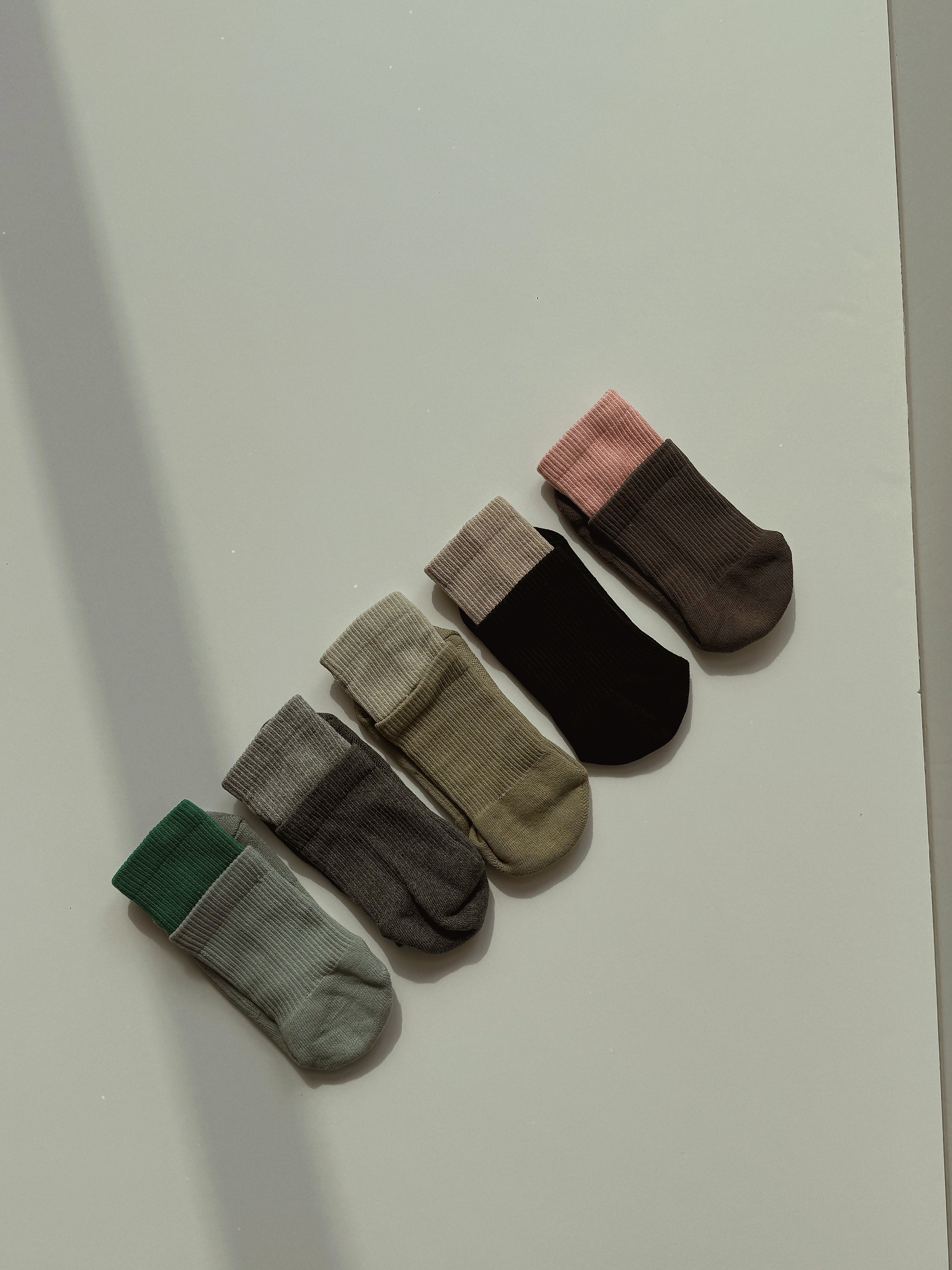 Women's Layered Grip Socks for Pilates & Yoga - Charcoal Sand