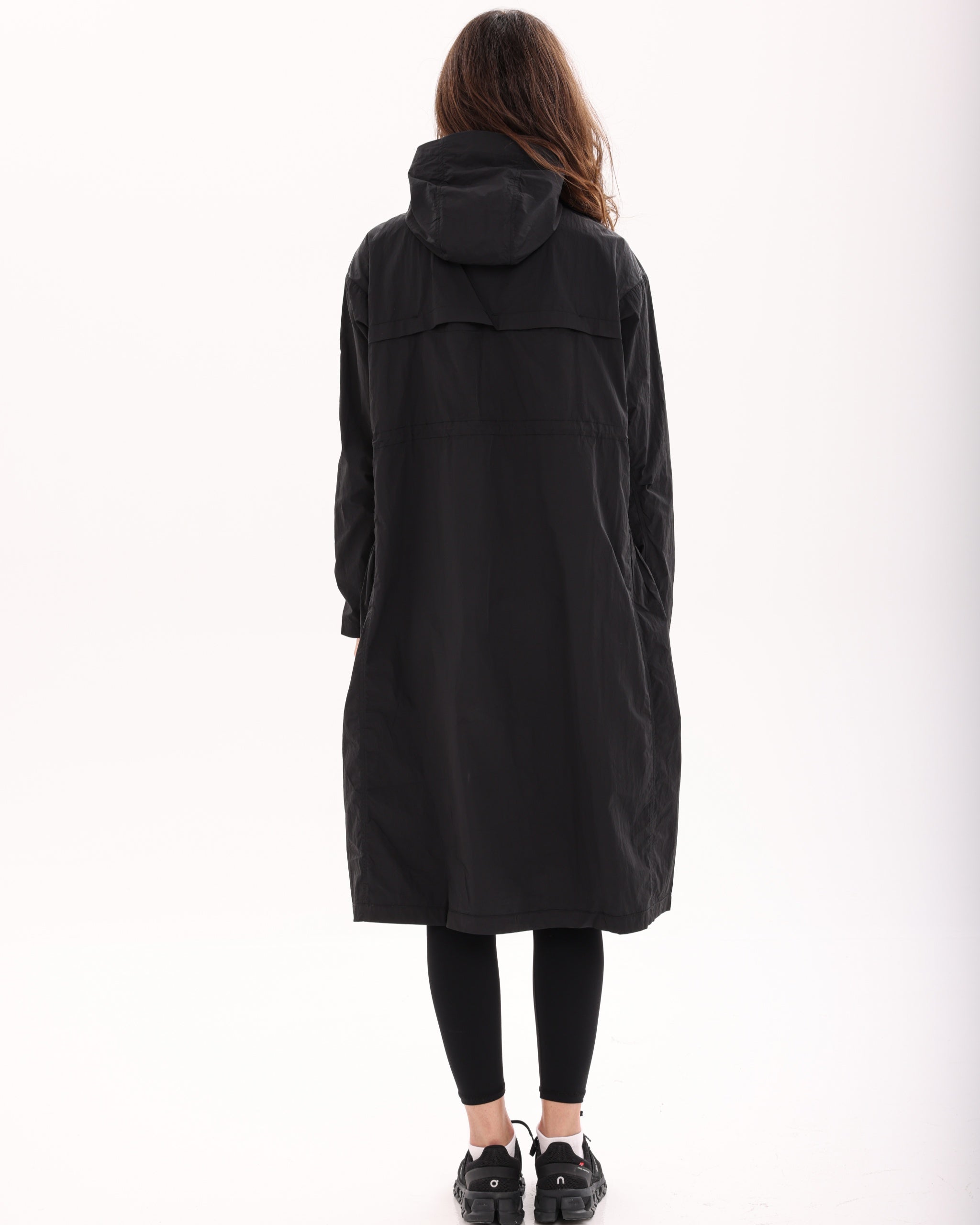 Wadi Trail Sunscreen Long Coat - Black
