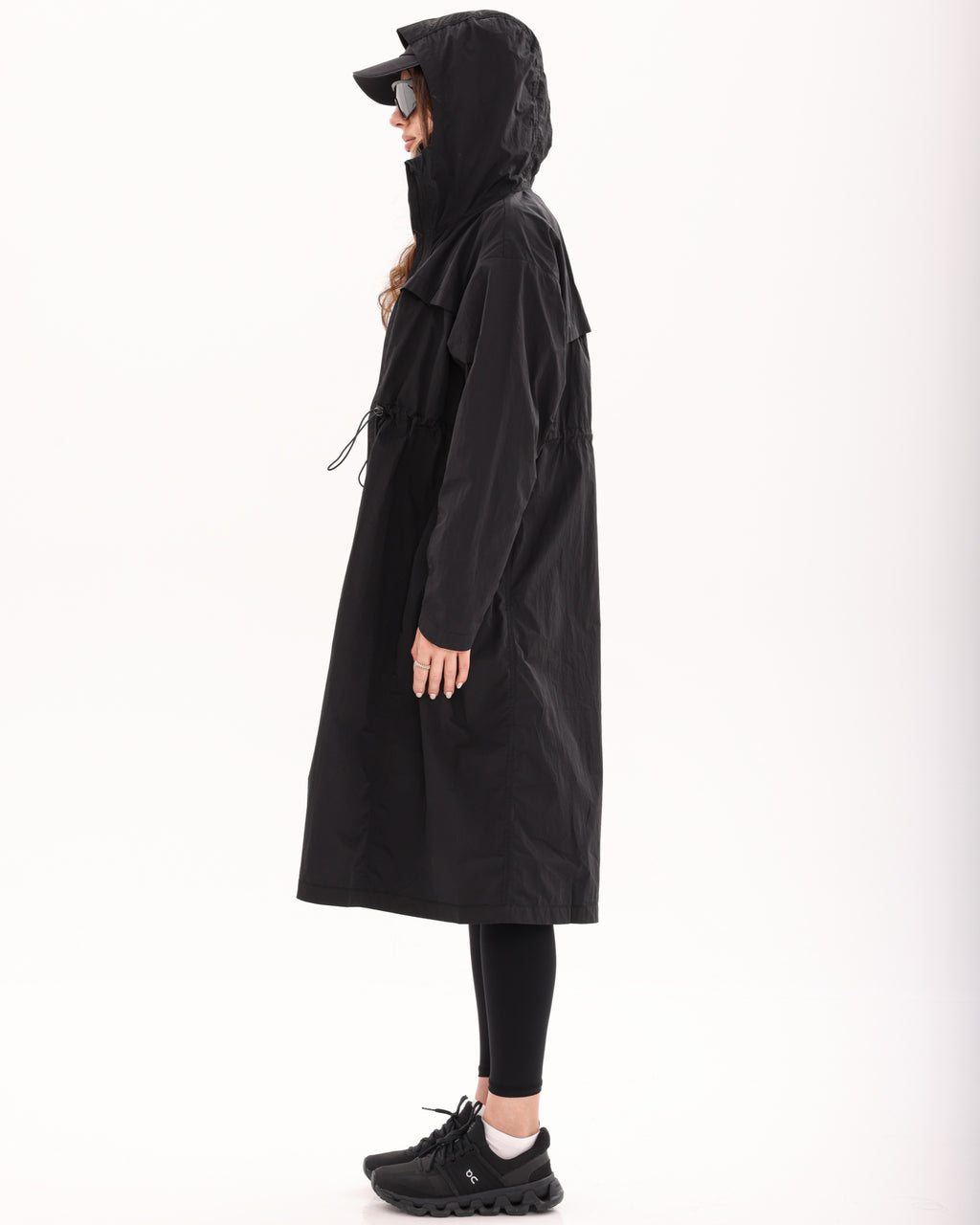 Wadi Trail Sunscreen Long Coat - Black