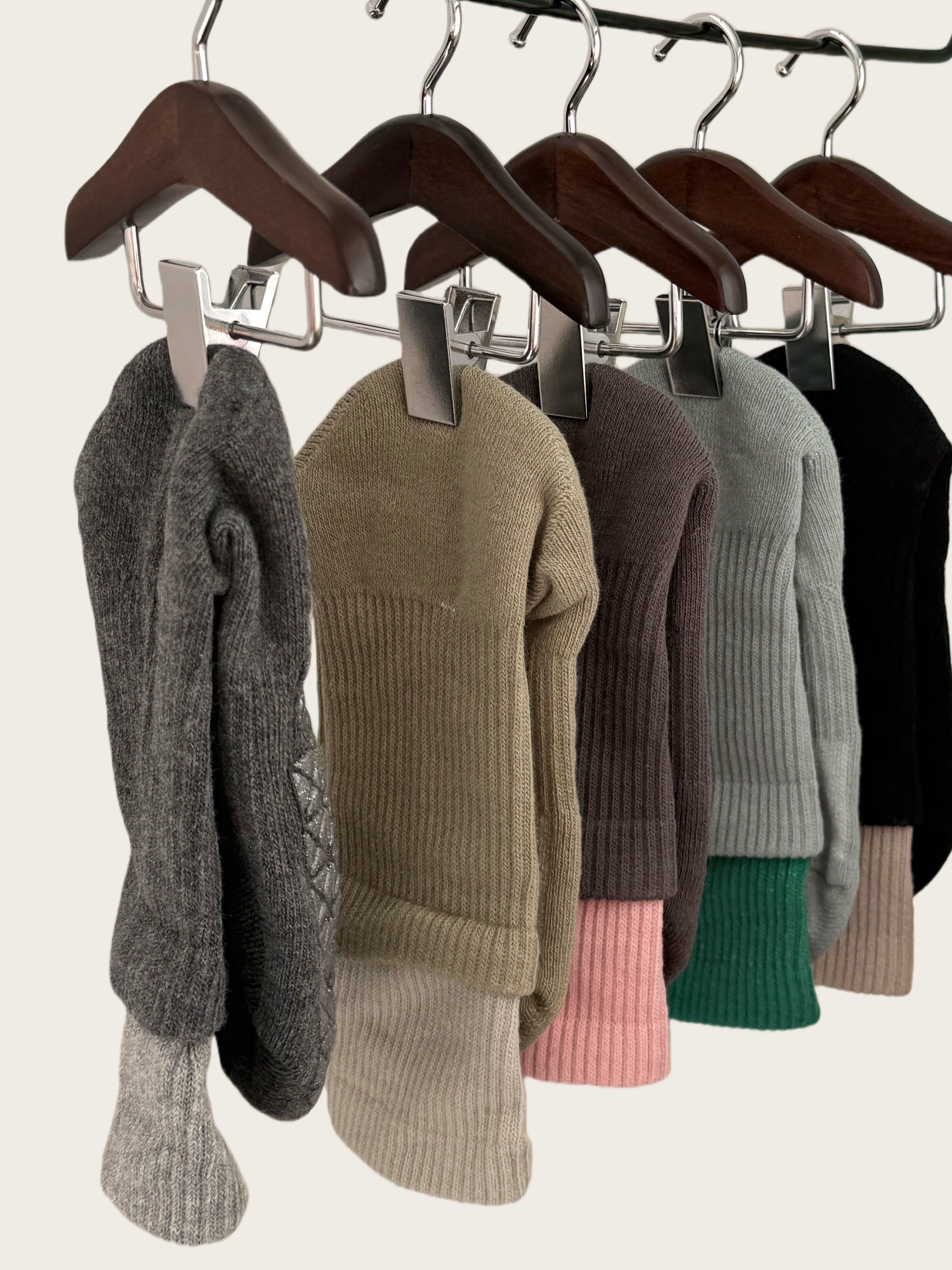 Layered Grip Socks Women 5-Pair Set