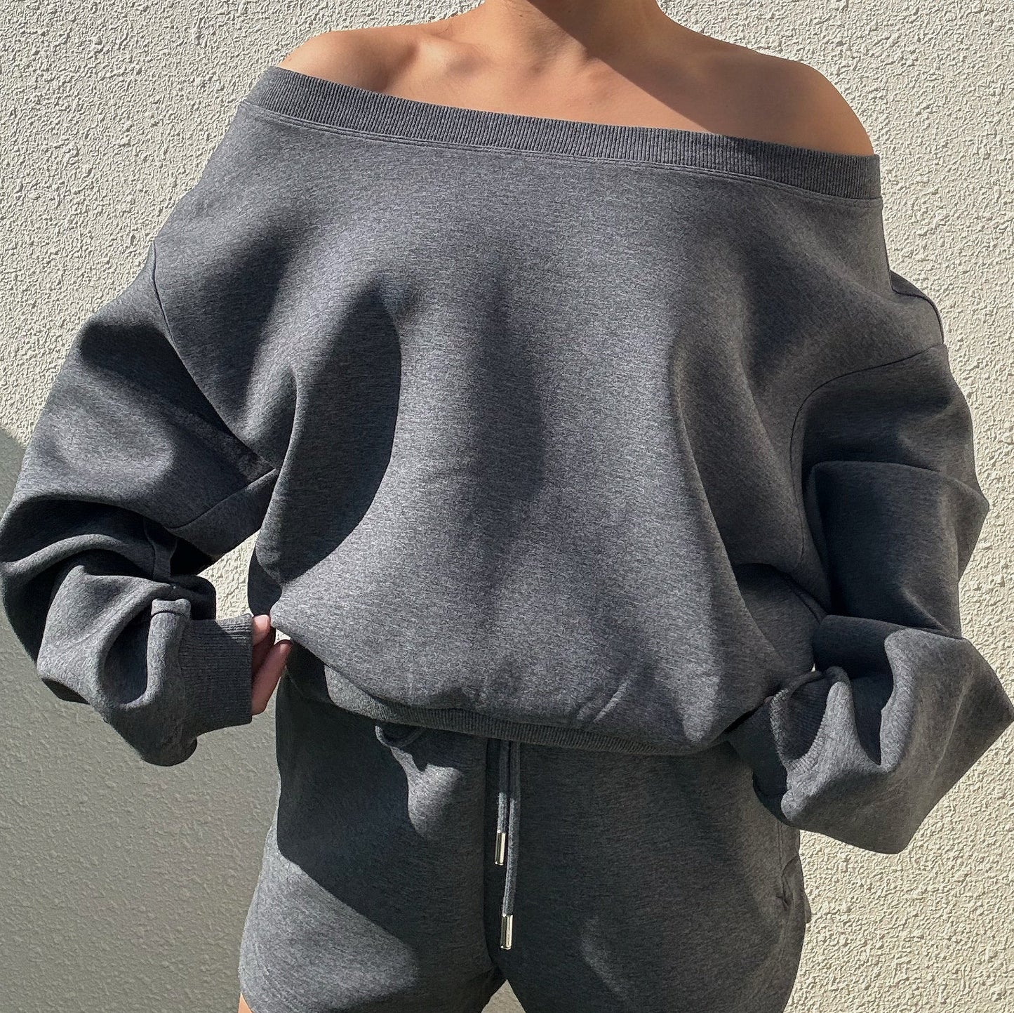 KYRU WEAR Asymmetric Off-Shoulder Sweartshirt Gray