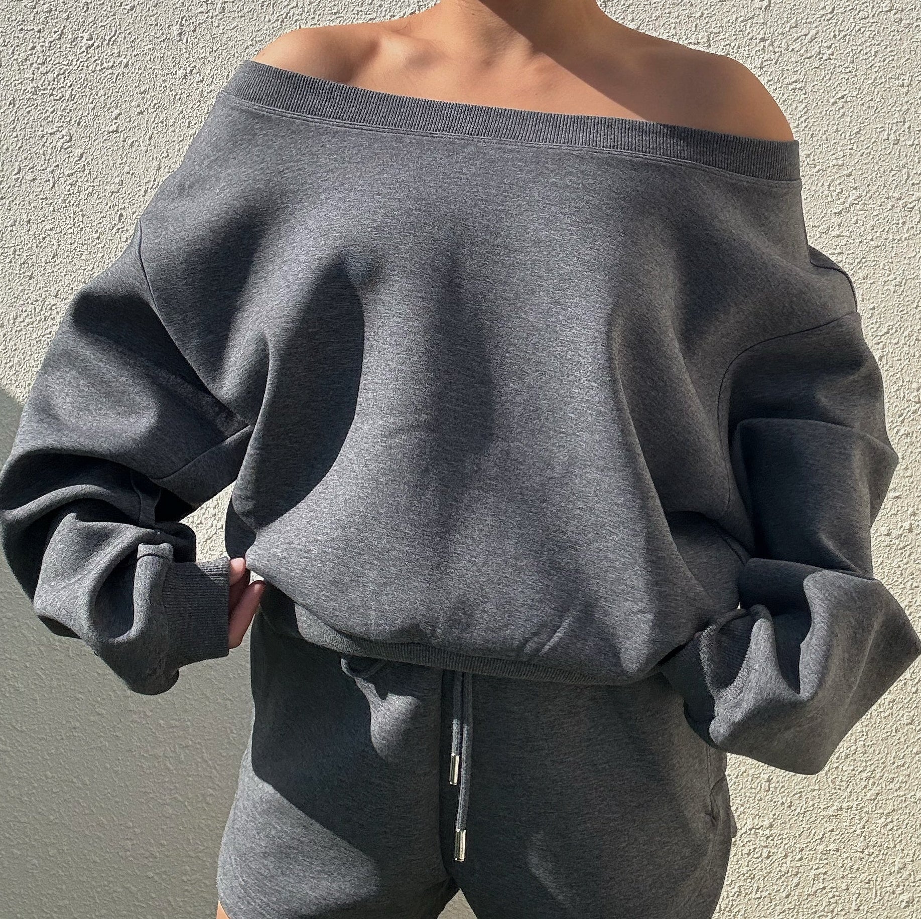 KYRU WEAR Asymmetric Off-Shoulder Sweartshirt Gray