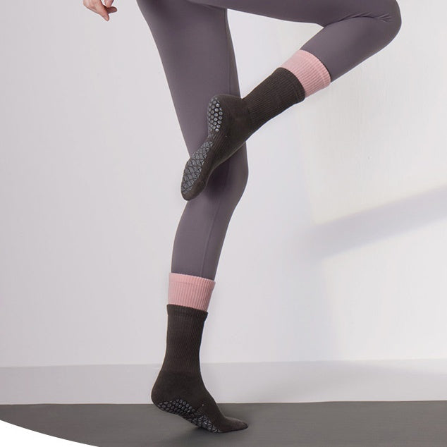 Layered Grip Socks Women Gray Pink