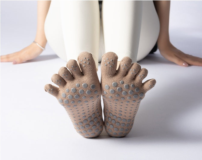Women's Low-Cut Five-Toe Pilates Grip Socks - Mocha