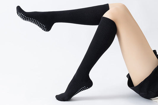 Knee High Pilates Socks Women - Black