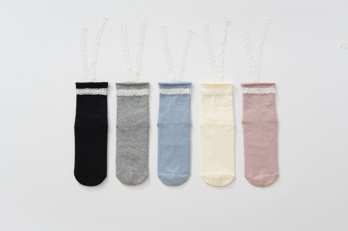 Women's Lacey Bow Grip Socks- Gray