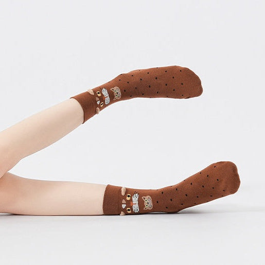 Women's Mochi Cat Grip Socks - Brown