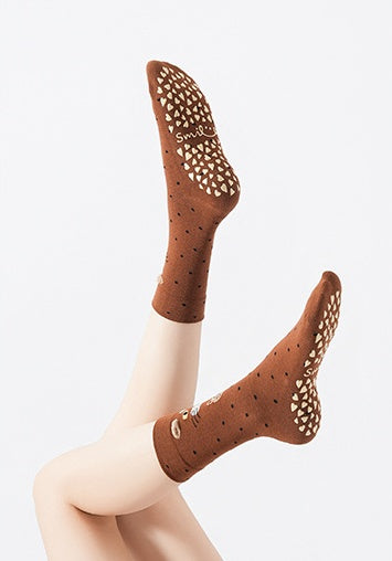 Women's Mochi Cat Grip Socks - Brown
